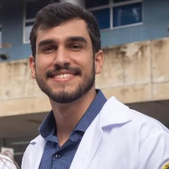 Dr. Enrico Muller Manzano